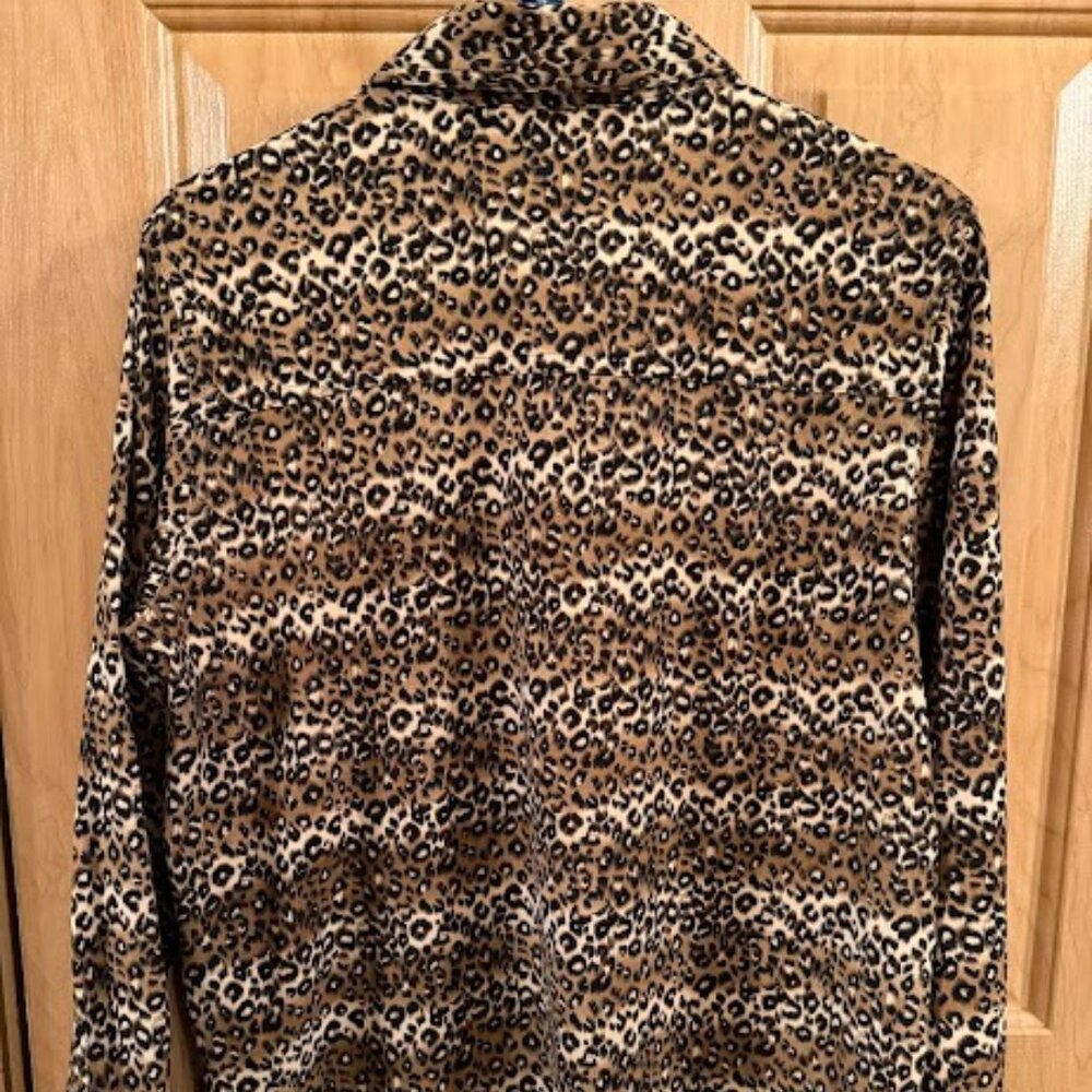 Denim & Co Animal/Leopard Print Stylish Button-Down Shirt Very Good Condition, M - Picture 2 of 6